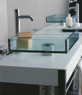 簡(jiǎn)潔黑白調(diào)衛(wèi)浴 別樣家居空間風(fēng)格