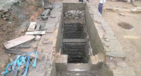 專(zhuān)家估計(jì),這些深坑是貢院存放試卷的地方