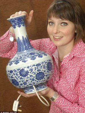 �rֵ300�fǬ¡���g��ƿ��Ӣ����ͥ�ĳ��_��(�D)