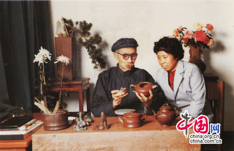 1985年10月汪寅仙求教于朱可心師傅 1985年10月汪寅仙求教于朱可心師傅