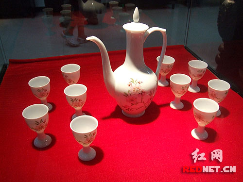 r(ji)ֵ_(d)300fԪ“ë”ƾߣչ@ضF