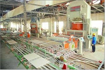 陶瓷薄板生產(chǎn)車間 陶瓷薄板生產(chǎn)車間