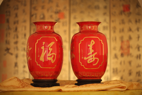 國博金萃毛澤東福壽瓶物以稀為貴 限量發(fā)行莫失良機