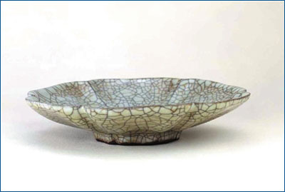 故宮公布宋代哥窯瓷盤損壞事故處理結(jié)果