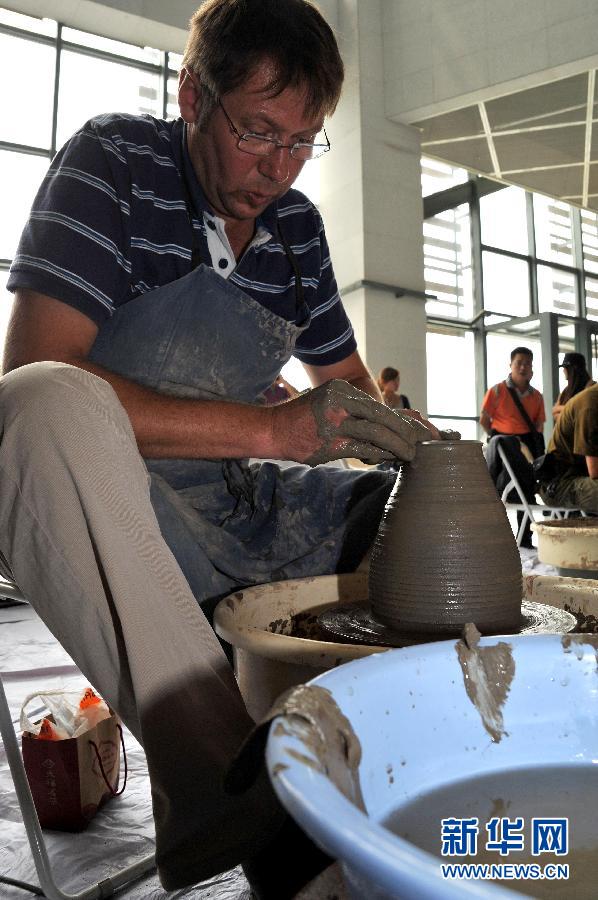 點(diǎn)擊圖片進(jìn)入下一頁(yè) 點(diǎn)擊圖片進(jìn)入下一頁(yè)