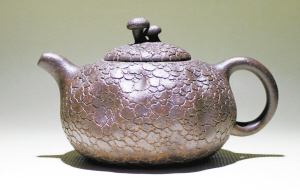 壺友看重“升值” 紫砂有點(diǎn)“尷尬”