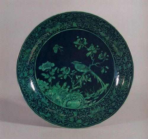 雍正黑彩綠釉花鳥紋盤 The Baur Collection(鮑爾收藏).jpg
