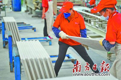 Ľ(jng)(j)΄(sh)£h(yun)մɮa(chn)I(y)߀RI(y)Yya(chn)I(y)(chung)yЈ(chng)D(zhun)y“y”(wn)}