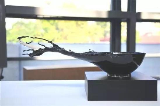 點擊圖片翻到下一頁>>