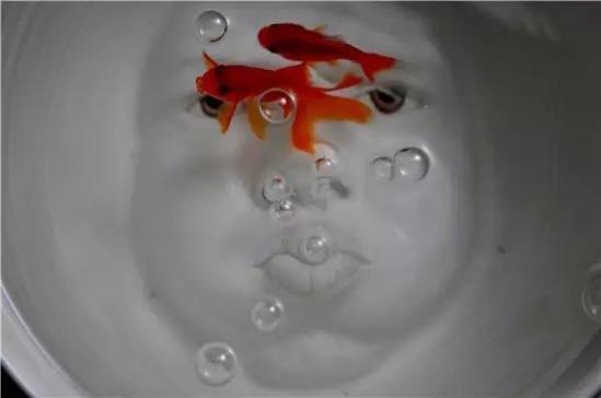 點擊圖片翻到下一頁>>