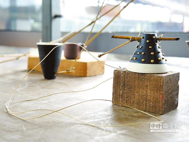 藝術(shù)家巧手 陶瓷變珠寶 藝術(shù)家巧手 陶瓷變珠寶