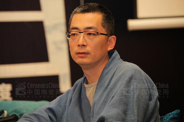 廣東職業(yè)技術(shù)學(xué)院設(shè)計應(yīng)用中心副主任兼客座教授董保強(qiáng)