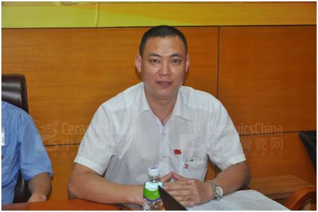 參會(huì)黨員踴躍發(fā)言分享學(xué)習(xí)心得