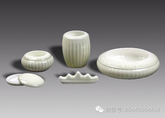 點擊圖片翻到下一頁>> 聚焦陶博會之十二