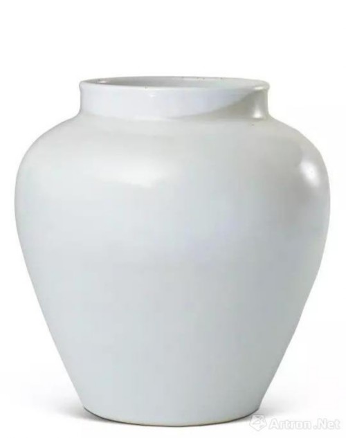 北京東正2016“重要中國陶瓷及工藝品專場”清官窯精品預覽