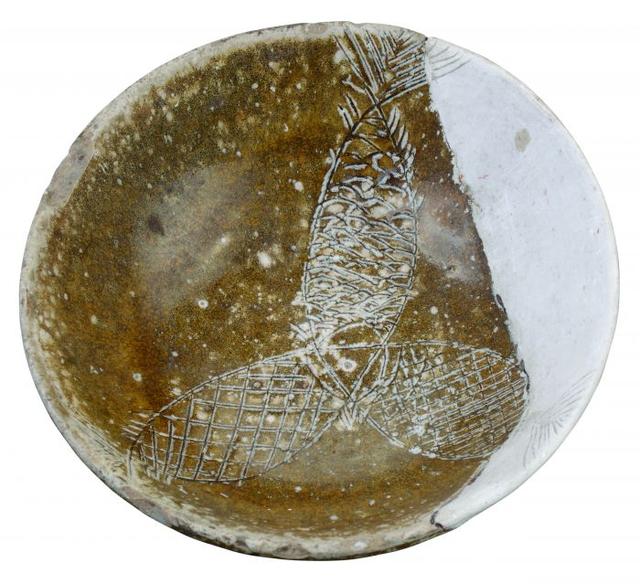 壽州瓷黃 三魚(yú)戲水