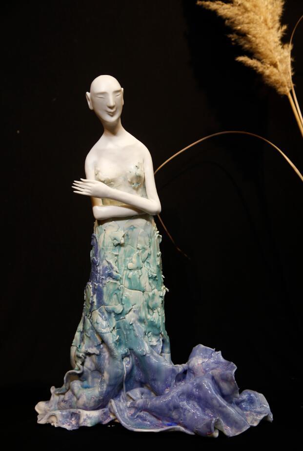 獨白——吳苗羽陶瓷藝術作品展在廣州白云機場開幕